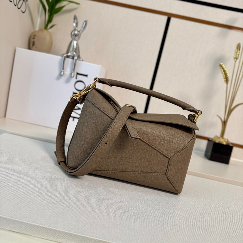 Zzle Edge Small Pebbled Leather Handbag