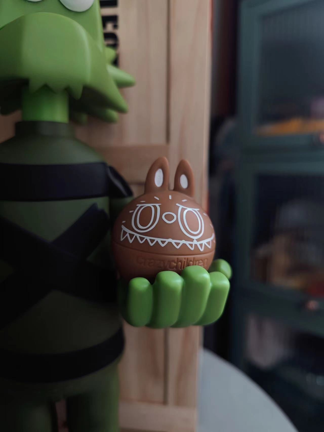 SALVATOR MICHAEL "H20W" FIGURE