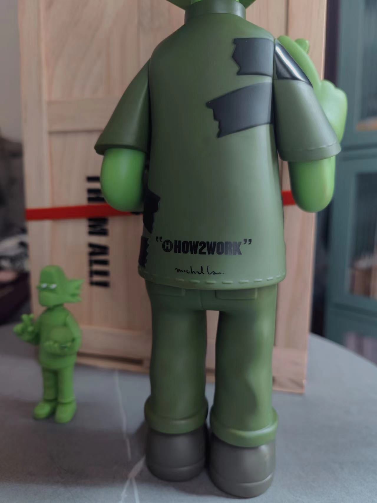 SALVATOR MICHAEL "H20W" FIGURE