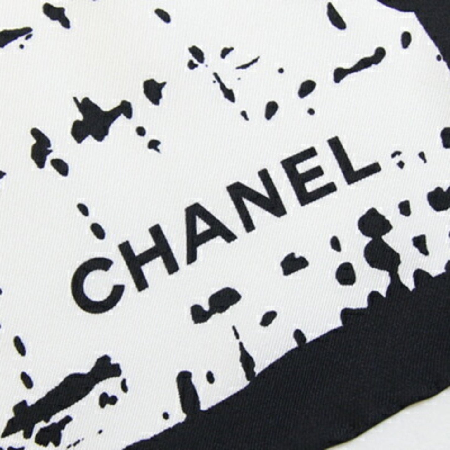 Chanel Silk Scarf (Pre-Owned)