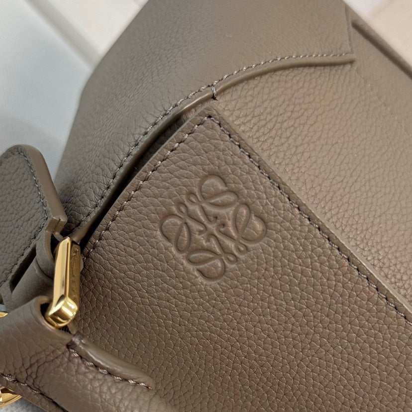 Zzle Edge Small Pebbled Leather Handbag