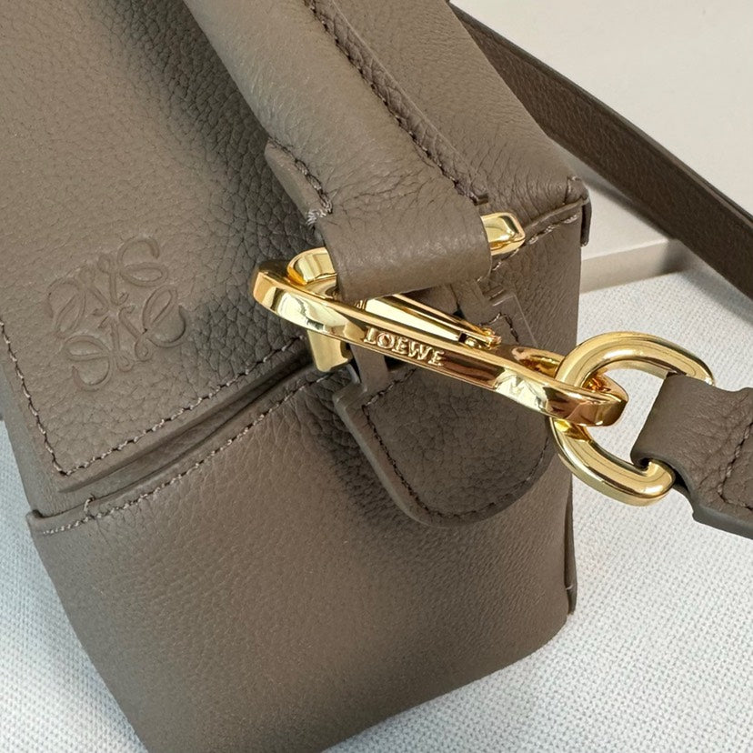 Zzle Edge Small Pebbled Leather Handbag