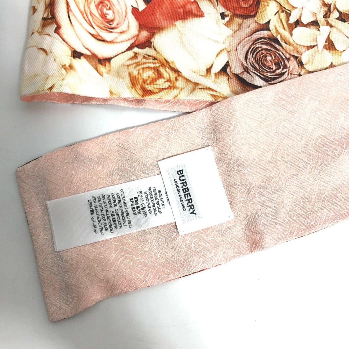 Burberry Cloth Scarf (Pre-Owned)