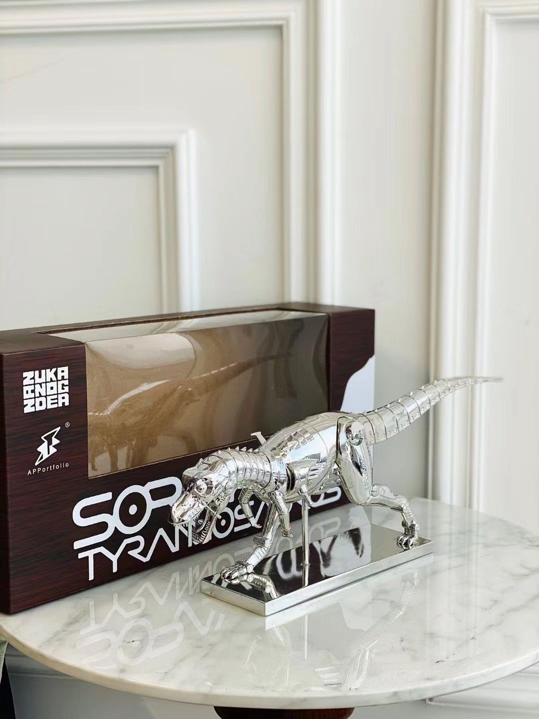 FIGURA T-REX