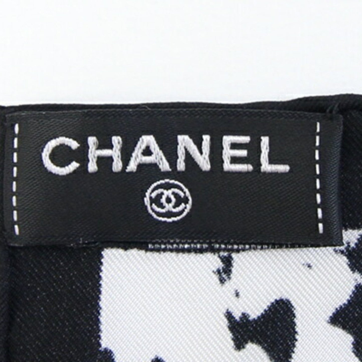 Chanel Silk Scarf (Pre-Owned)