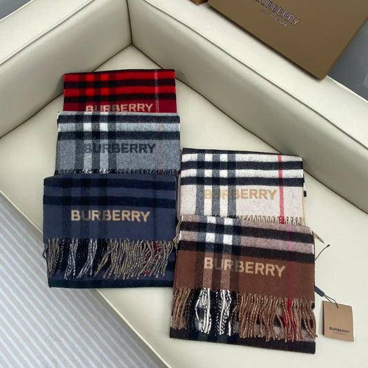 Burberry Classic Check 100% Cashmere Scarf – Unis