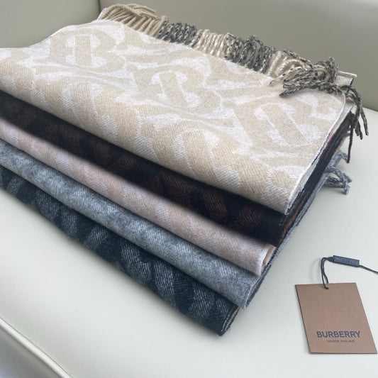 Burberry Classic TB Logo & Plaid Reversible 100% Cashmere Unisex Scarf, 32x180cm