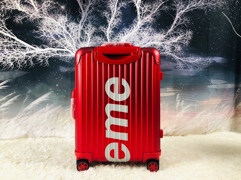 SUPREME TOPAS 45L CABIN SUITCASE