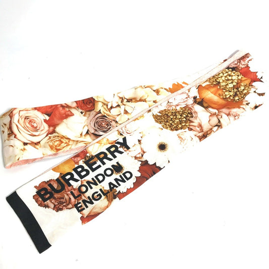 Burberry  Cloth Scarf (Pre-Owned)