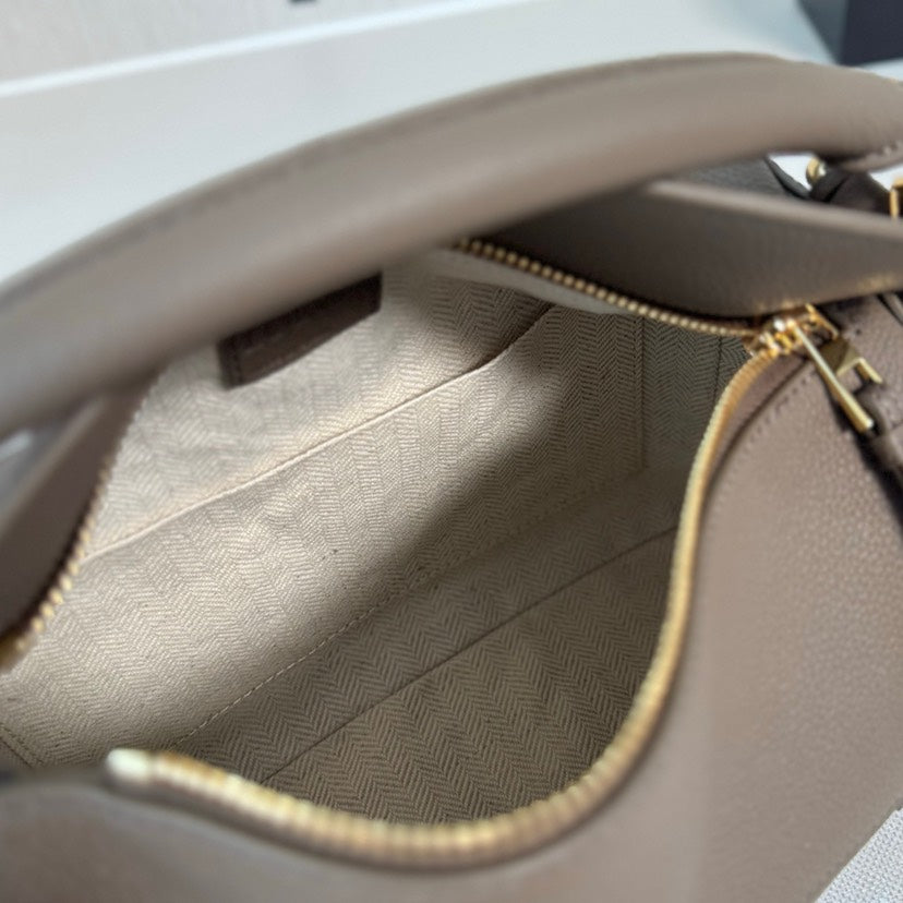 Zzle Edge Small Pebbled Leather Handbag